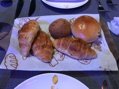 -YUE·6·西式融合餐厅(外滩六号店)