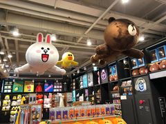 -LINE FRIENDS Garosu-gil Flagship Store