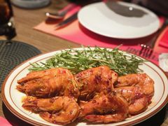 西班牙蒜香油爆虾-ZAFFERANO西班牙海鲜饭(上海首店)