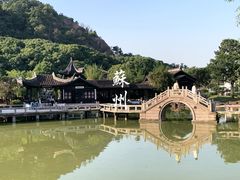 -灵岩山风景区