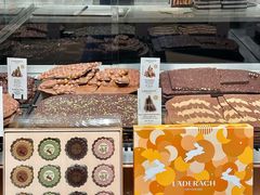 -Laderach 莱德拉(上海环贸iapm店)