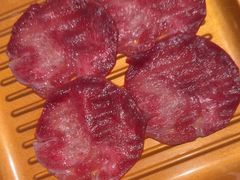 -牛YO寿喜烧·铁板烧和牛火锅自助(市府恒隆店)