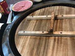 -三里屯土灶炖公鸡地锅鸡(江东店)