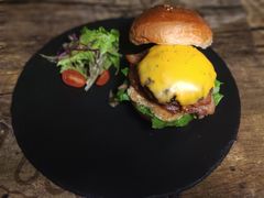 -HIGH FIVE哈福手工汉堡(桂林路店)