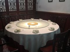包厢-董府·古宅餐厅