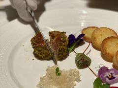 -Mogul Eatery·大亨餐酒馆