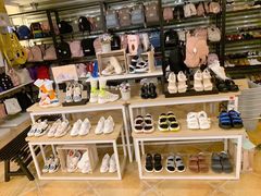 -三福时尚(三峡广场华夏银座店)