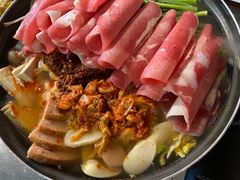 部队锅-MI WU FACTORY米屋美食工厂餐厅(绿地店)