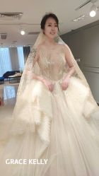 点击看大图 -GRACE KELLY婚纱与礼服(北京店)