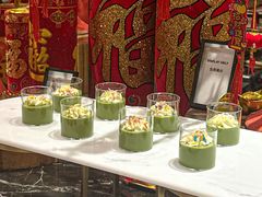 -广州万富希尔顿酒店·感趣自助餐厅·金秋蟹宴生蚝海鲜刺身