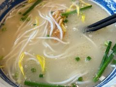 -新世界·过桥米线宴