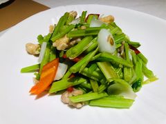 西芹百合炒核桃仁-时间仓(湘江世纪城店)