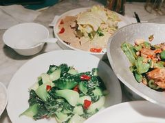 -雀蓝川菜(奥体广场店)