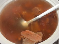 土茯苓炖尾骨汤-张家卫·阳江菜·小海鲜(肥婆湾桥店)