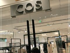 -COS(月星环球港店)