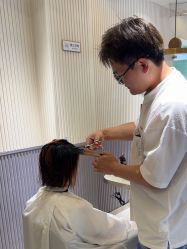 -PE SALON