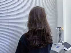 -MOVAN  HAIR莫凡匠人发型屋
