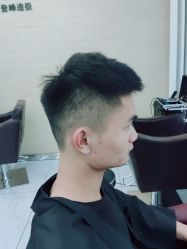 -朗峰专业美发沙龙