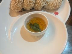 炸虾饼配泰国梅子酱-帕蓝·暹罗料理(大学路店)