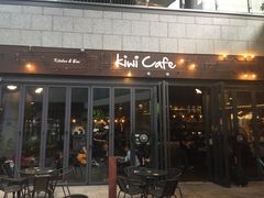 -绿地缤纷城-停车场