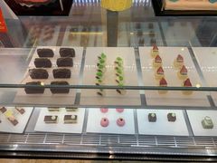 -大中华希尔顿酒店-念自助餐·嗨啤·小龙虾