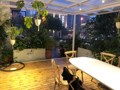 -春树下·树屋花房西餐厅(罍街AS1980店)