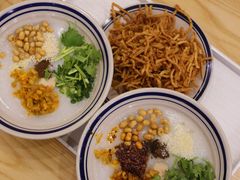 -正南齐北·老街糯米团(洪崖洞店)