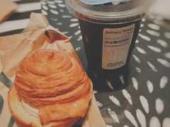 -星巴克臻选(成都太古里店)