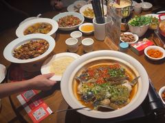 -爱碗亭·鲜炒湖南菜(壹城中心店)
