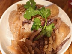 -城墙拐拐火锅(三峡广场黑金冠店)