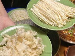 -雀舞云南菜(天津天河城购物中心店)