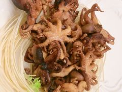 -品海楼·大连海胆锅贴馆(东港店)