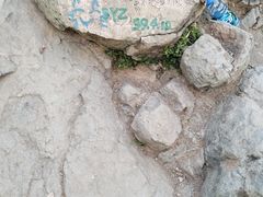 -鬼笑石后山停车场