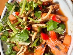 -包整·丝娃娃(一览甲秀楼风景店)