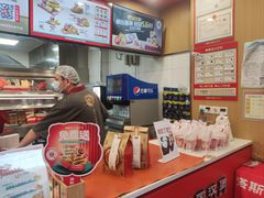 -塔斯汀中国汉堡(白云京溪地铁站店)