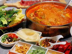 -野山舂·贵州现舂酸汤牛肉(民生路店)