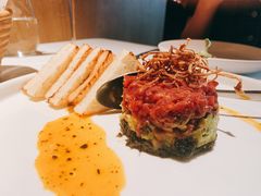 牛肉塔塔配牛油果黑橄榄酱-Solo(衡山路店)