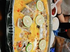 -里岛烤鱼(东港凯虹广场店)