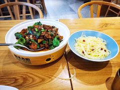 -胡子大厨·超级小炒肉(晶耀前滩店)