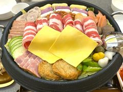 -豚妈妈汤饭·部队锅(南京东路店)