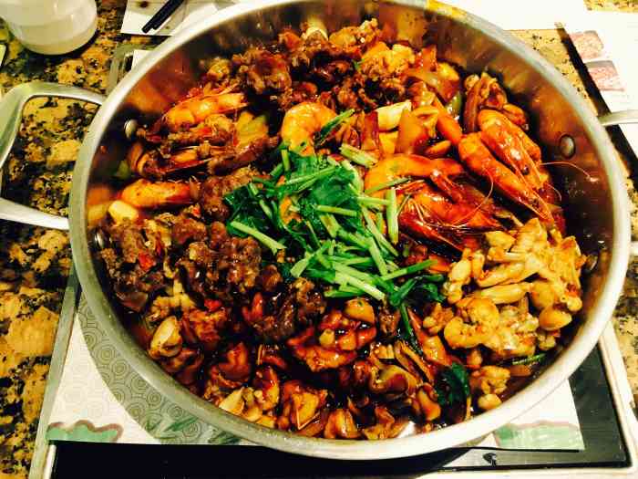 辣芙蓉三汁焖锅(苏宁城市奥莱店)-"位置:就在苏宁广场5楼,电梯出来