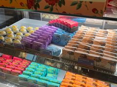 -HappyMiss花满楼·鲜花饼·鲜花茶·伴手礼(上海环球港店)