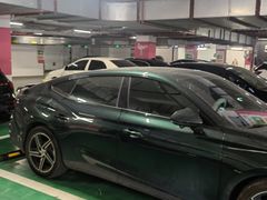-静安大融城·停车场