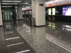 -良渚(地铁站)
