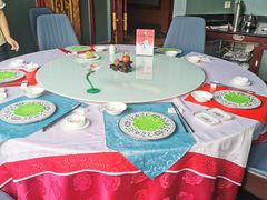 包厢-鹊华居·地道鲁菜·海鲜·融合味(大明湖店)