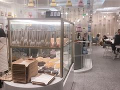 面包甜点陈列柜-奈雪的茶(市百一店)