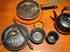 餐具摆设-徽三说·土徽菜·中国徽菜连锁品牌(阳湖总店)