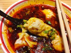 -八二小区抄手(龙湖上城天街店)