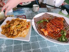 -天天向上素食餐厅(五台山店)