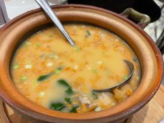 龙虾泡饭-香港百合居(LCM置汇旭辉广场店)